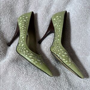 Green pointed toe pumps